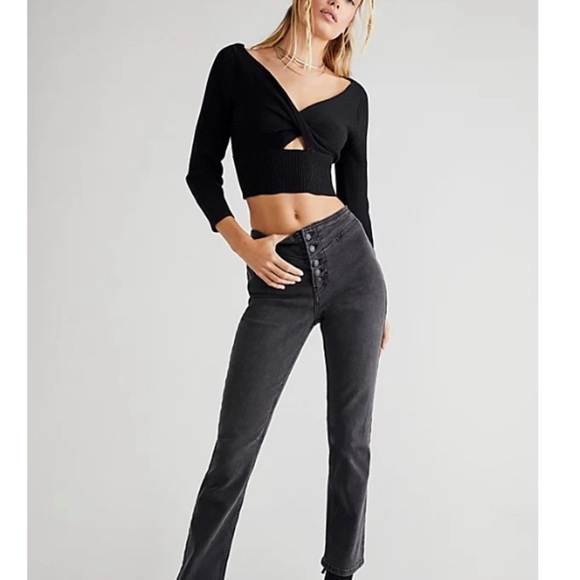 Free People Black High Rise Jeans with Relaxed Fit - Picture 1 of 5